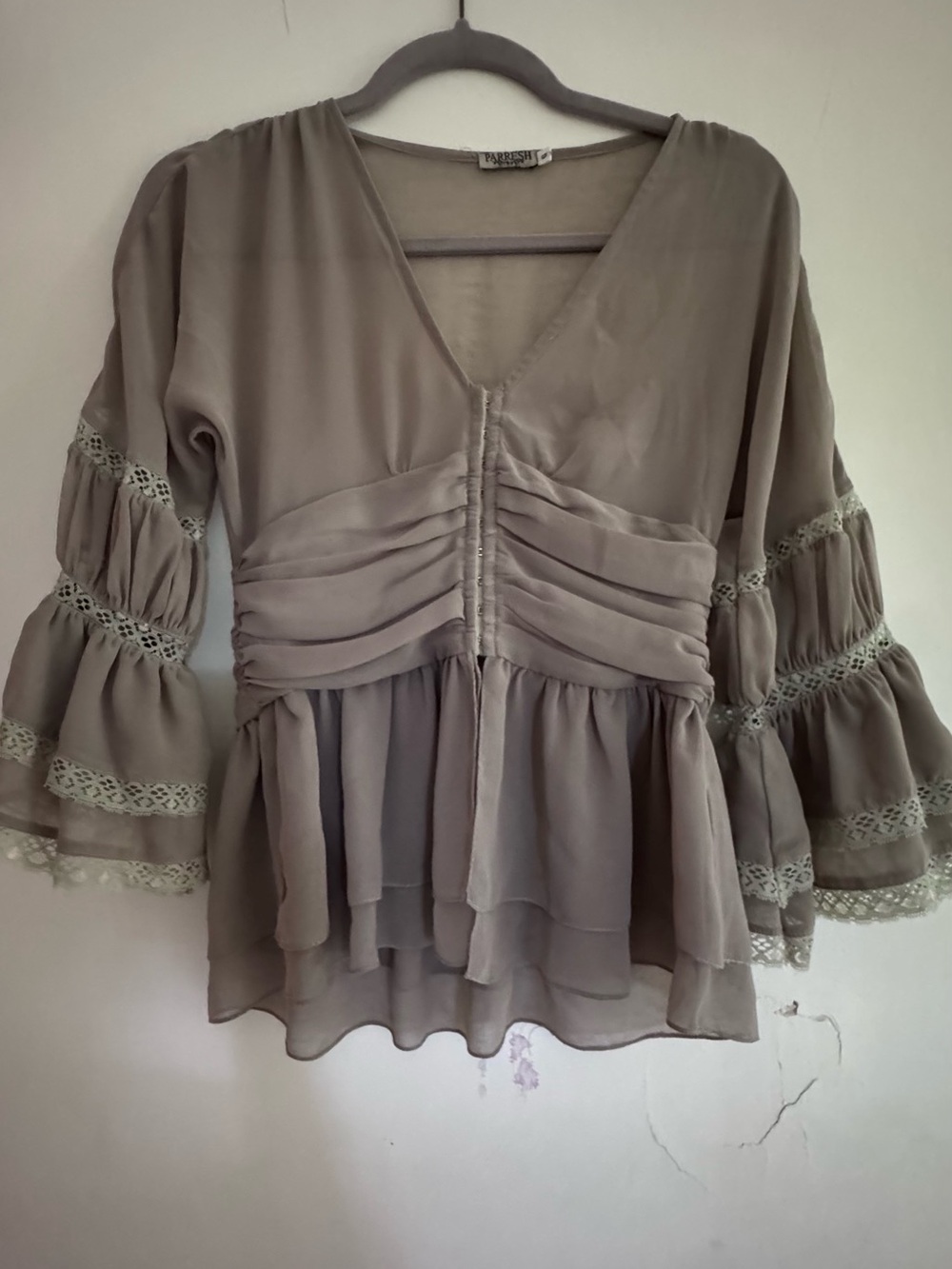 Parresh Taupe Chiffon Ruched Peplum Blouse with Lace Tiered Bell Sleeves M - Picture 2 of 7